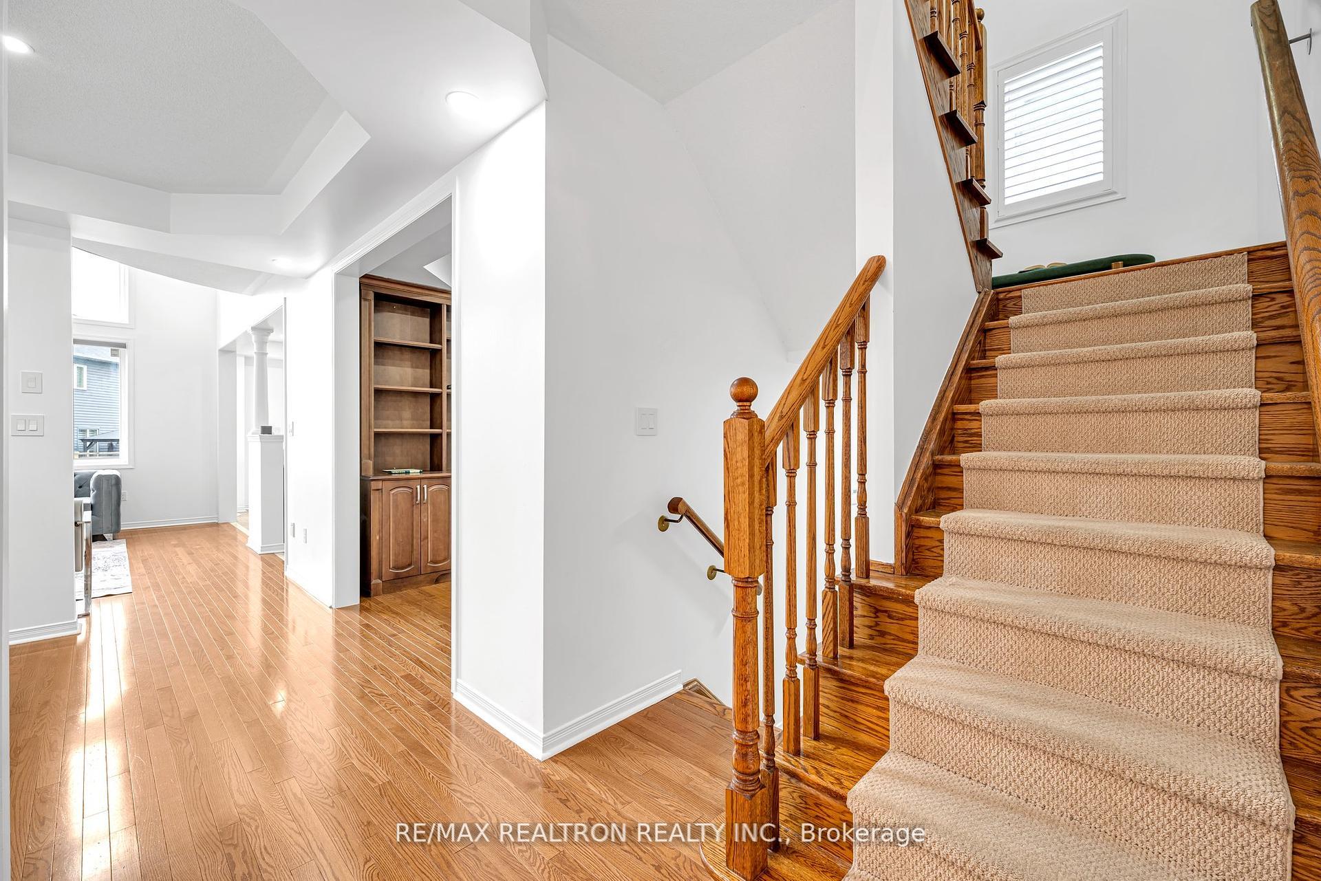 Photo 5 of 27 Alldread Crescent, Clarington, Newcastle — HOMEH