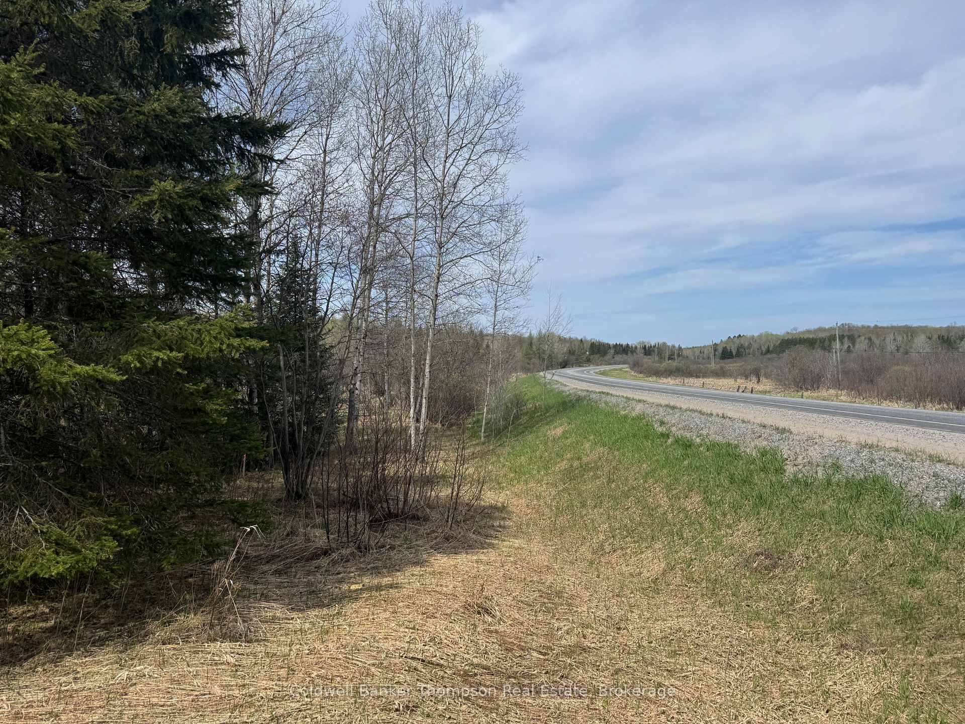 Photo 6 of 520 Highway, Ryerson — HOMEH