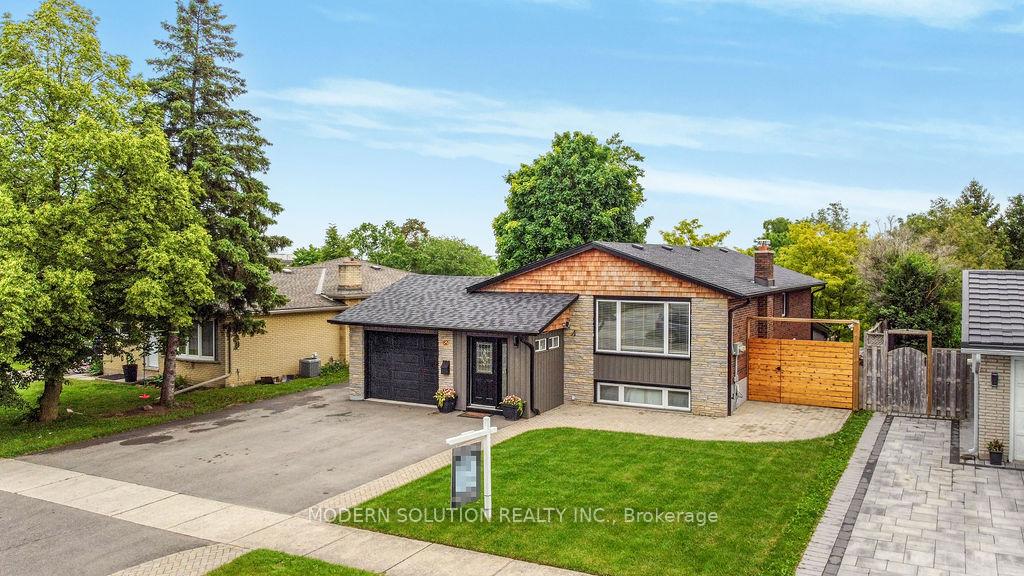Front of 82 Shea Crescent