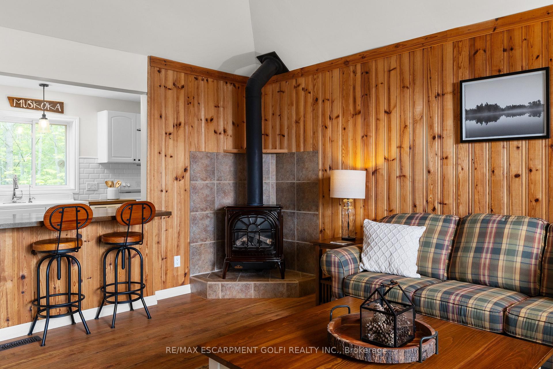 Photo 9 of Unit 3, 1166 North Shore Drive, Gravenhurst, Muskoka (S) — HOMEH