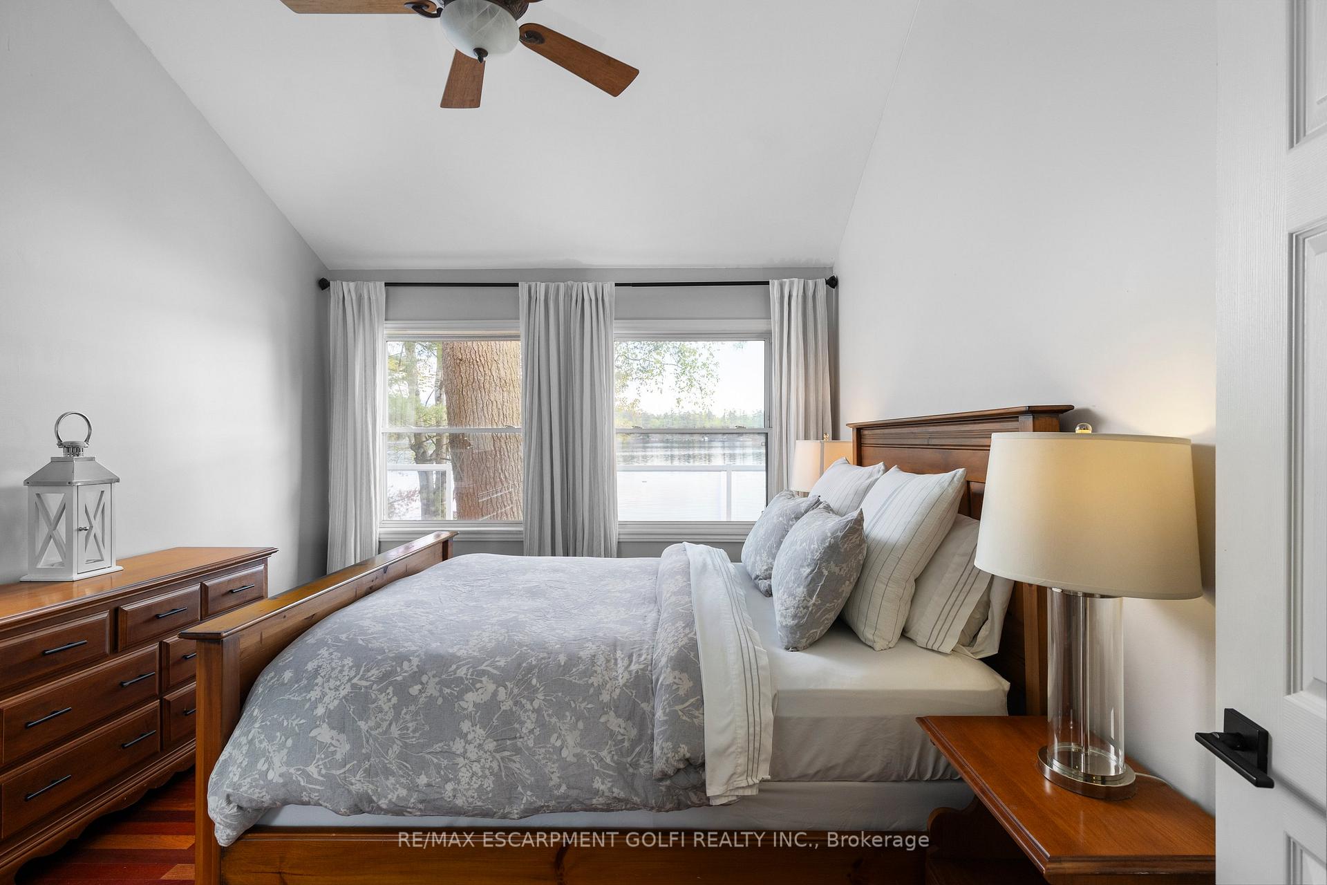 Photo 14 of Unit 3, 1166 North Shore Drive, Gravenhurst, Muskoka (S) — HOMEH