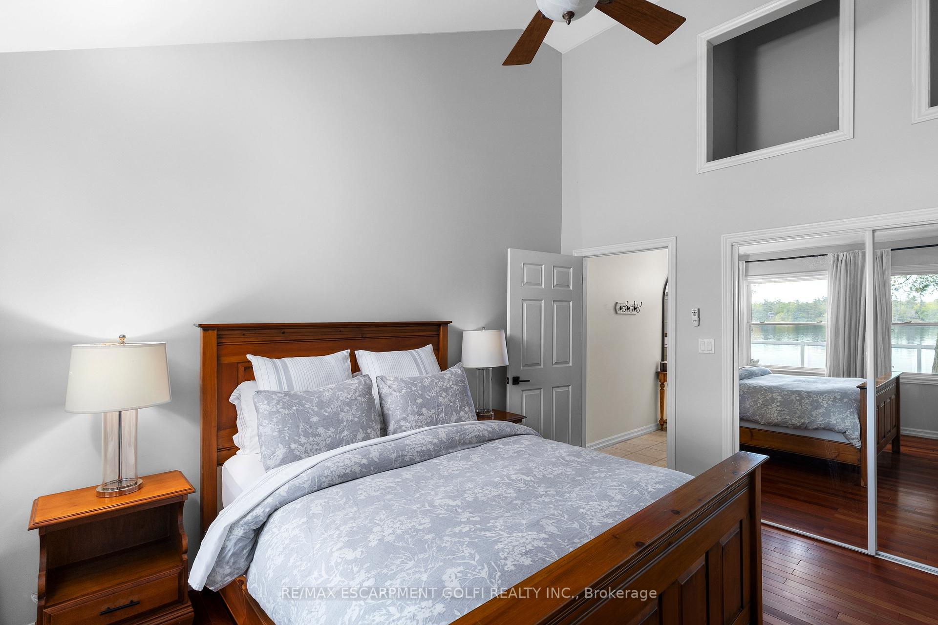 Photo 16 of Unit 3, 1166 North Shore Drive, Gravenhurst, Muskoka (S) — HOMEH