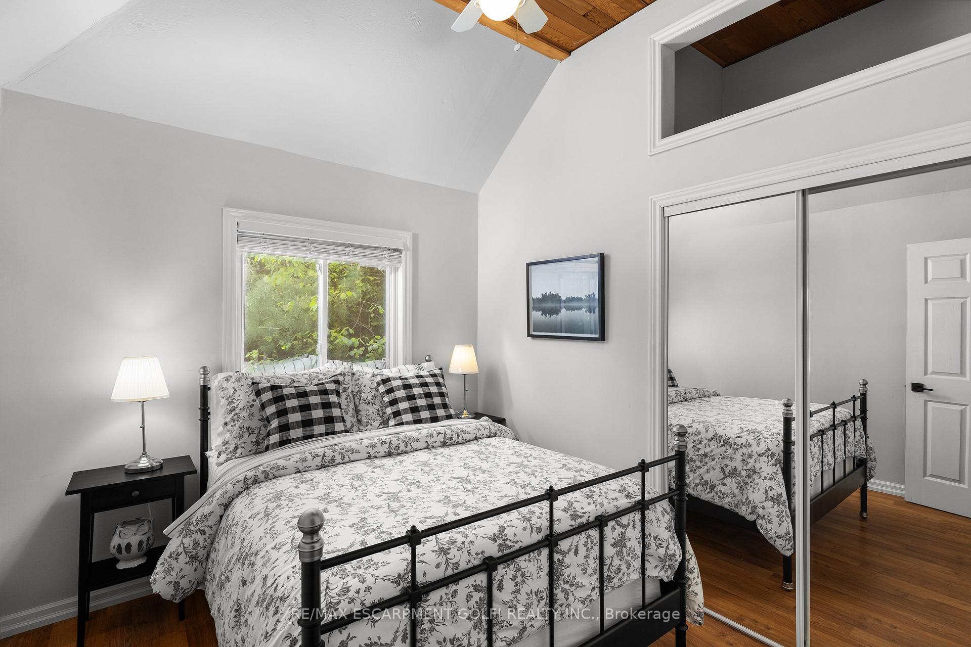 Photo 18 of Unit 3, 1166 North Shore Drive, Gravenhurst, Muskoka (S) — HOMEH