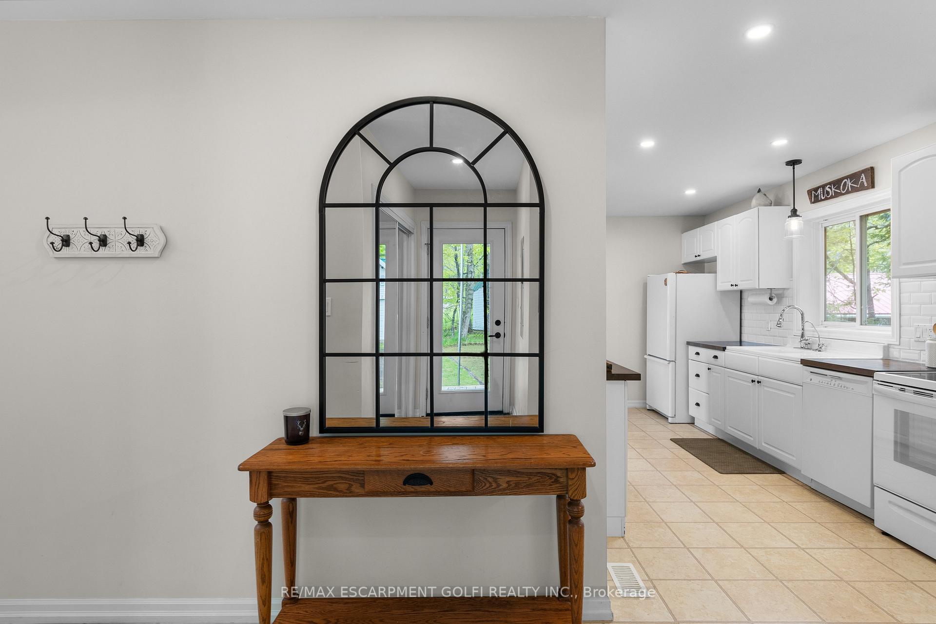 Photo 22 of Unit 3, 1166 North Shore Drive, Gravenhurst, Muskoka (S) — HOMEH