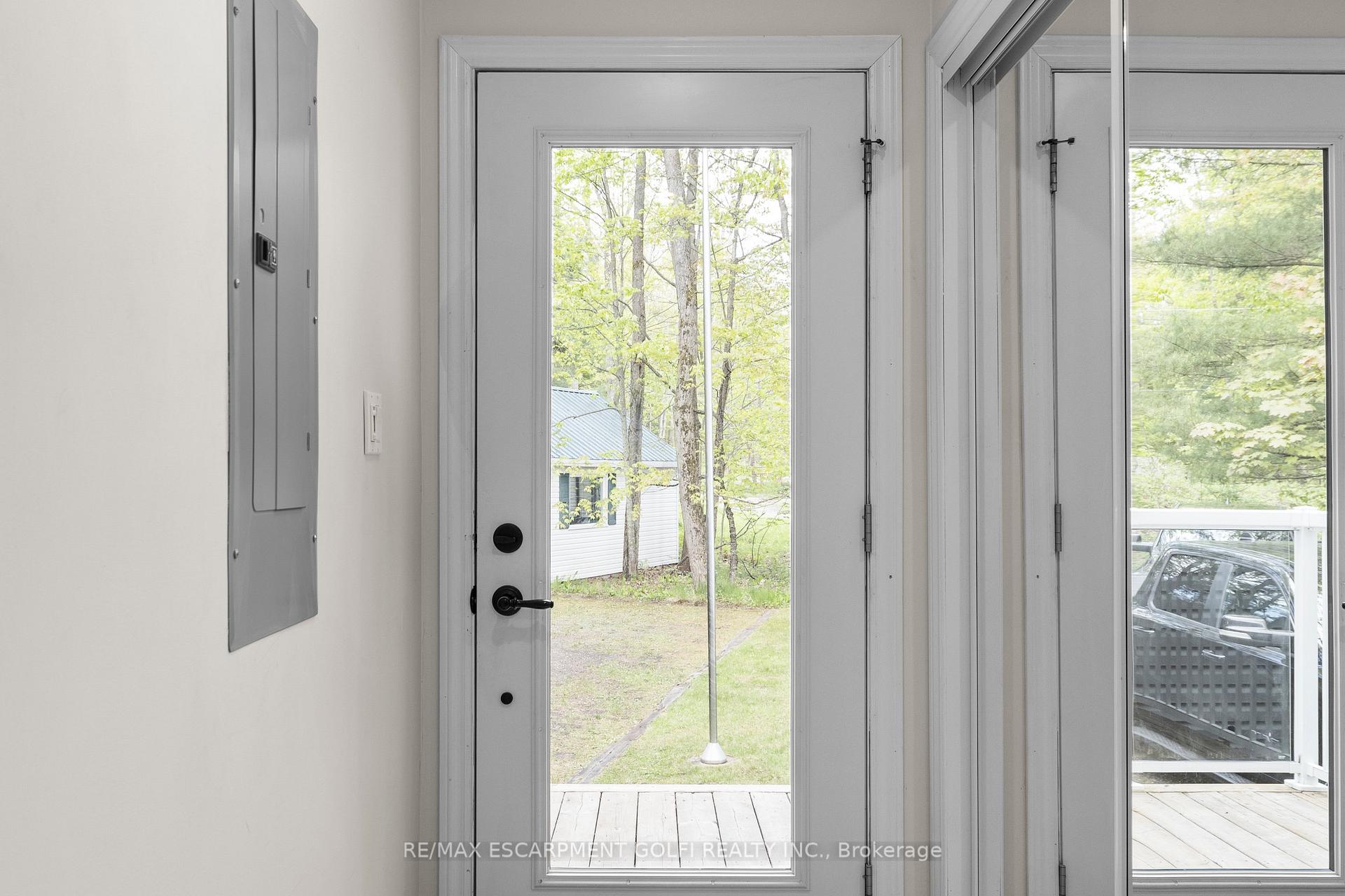 Photo 24 of Unit 3, 1166 North Shore Drive, Gravenhurst, Muskoka (S) — HOMEH