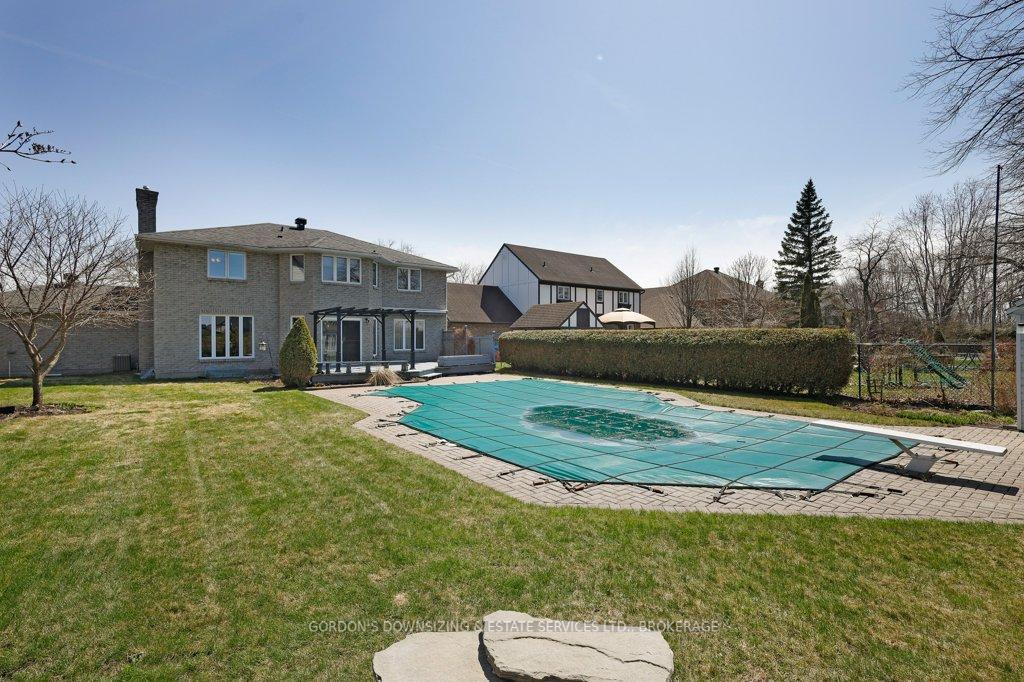Photo 2 of 1627 Blakely Drive, Cornwall — HOMEH