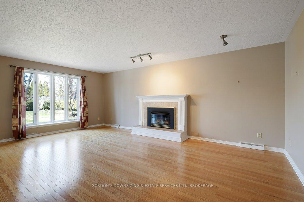 Photo 13 of 1627 Blakely Drive, Cornwall — HOMEH