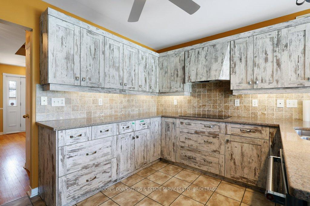 Photo 17 of 1627 Blakely Drive, Cornwall — HOMEH