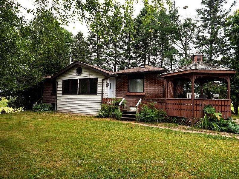 Front of 126022 Southgate Road 12