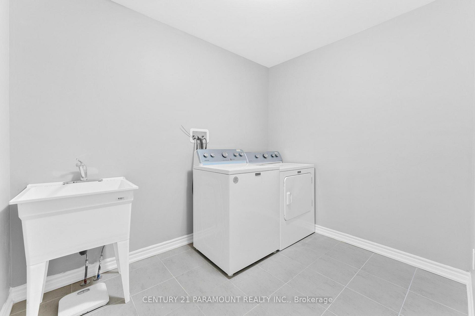 Photo 54 of 13 Brewis Street, Brant, Paris — HOMEH