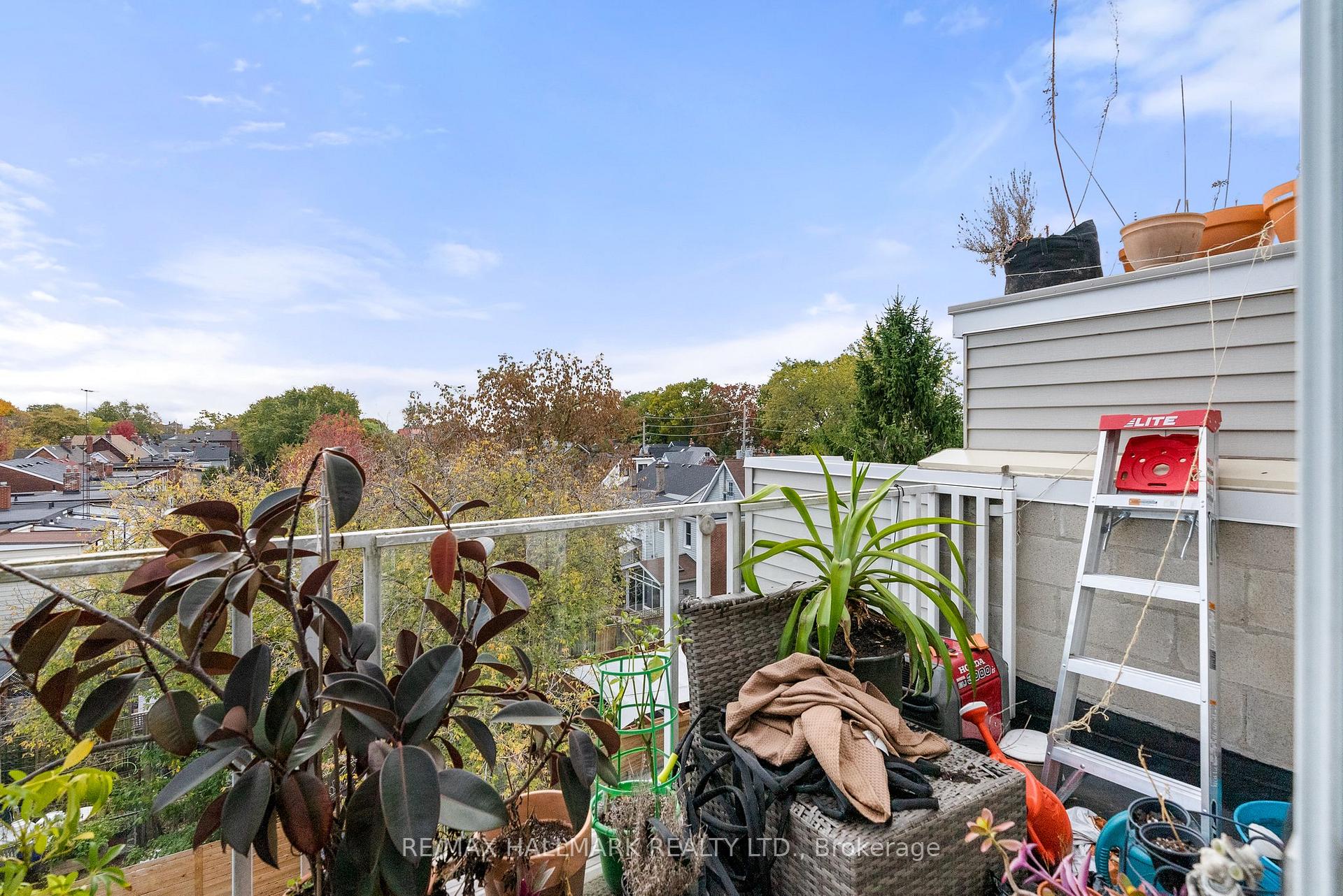 Photo 23 of 2151 Danforth Avenue, Toronto, East End-Danforth — HOMEH