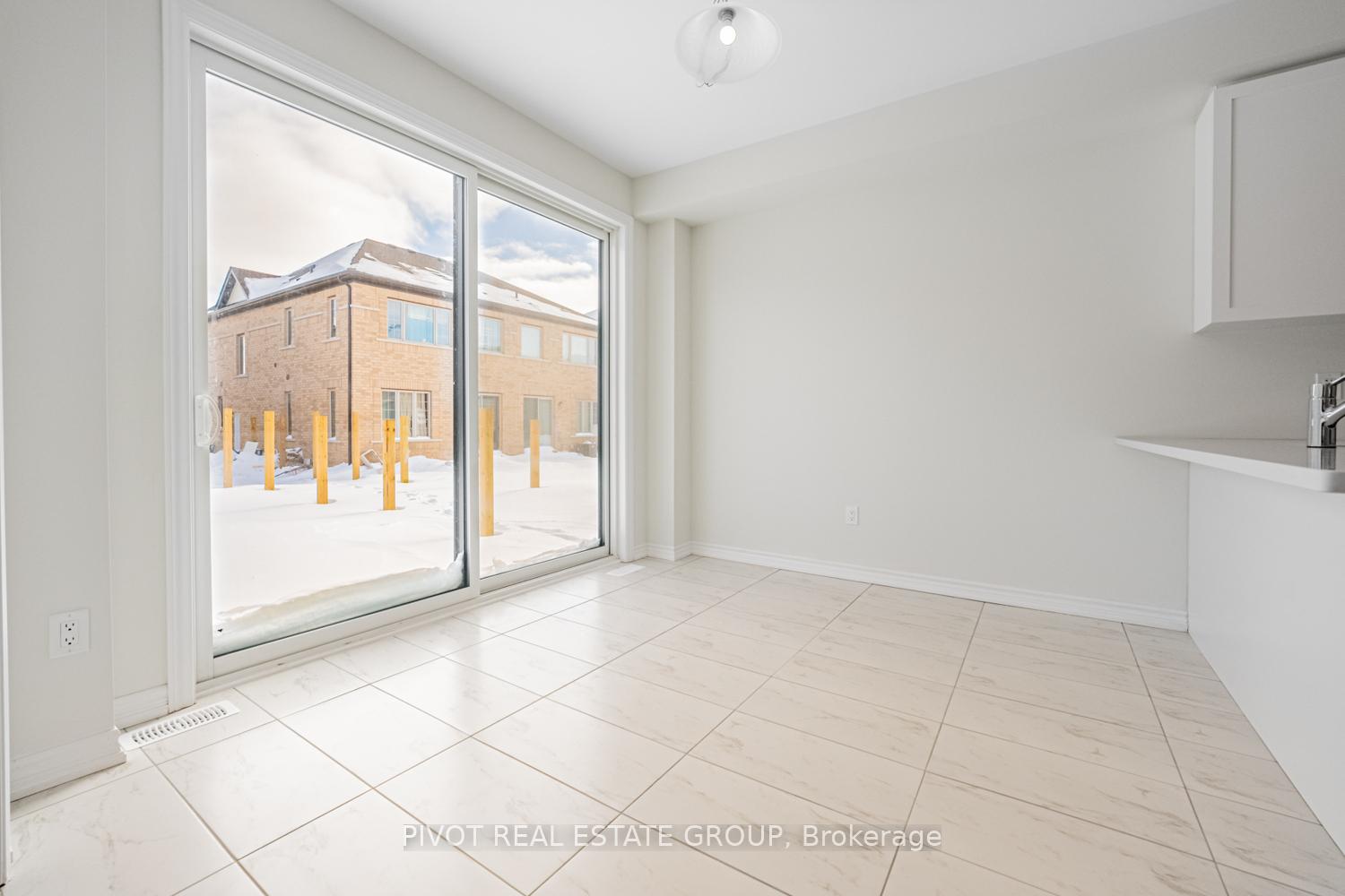 Photo 16 of 35 Calabria Drive, Caledon, Rural Caledon — HOMEH