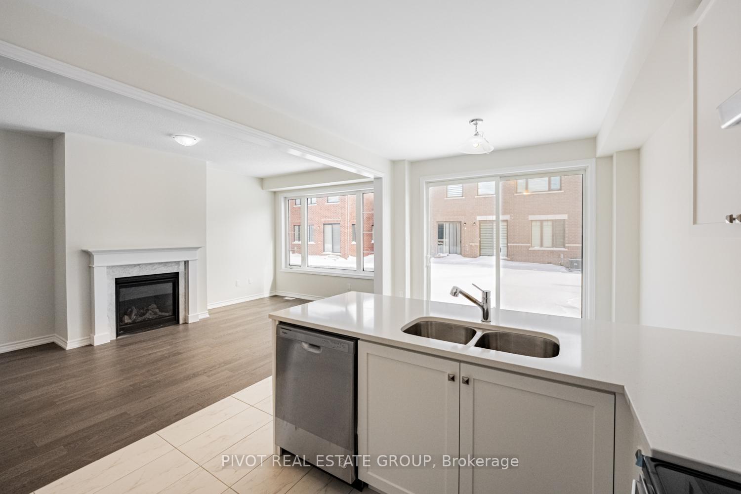 Photo 8 of 35 Calabria Drive, Caledon, Rural Caledon — HOMEH