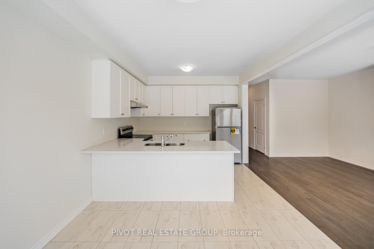 Photo 10 of 35 Calabria Drive, Caledon, Rural Caledon — HOMEH