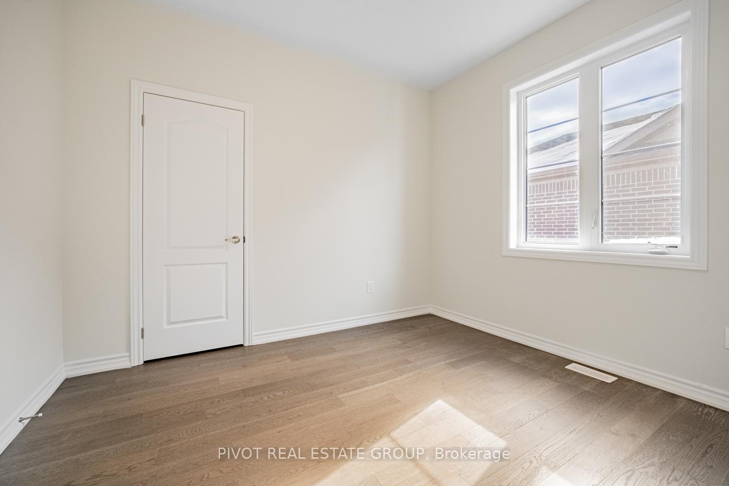 Photo 23 of 35 Calabria Drive, Caledon, Rural Caledon — HOMEH
