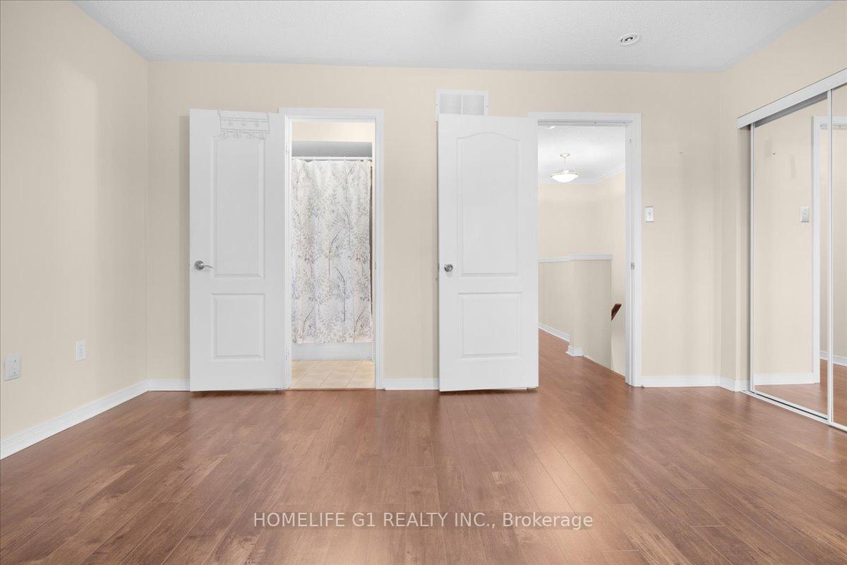 Photo 14 of 68 Native Landing, Brampton, Fletcher's Creek Village — HOMEH