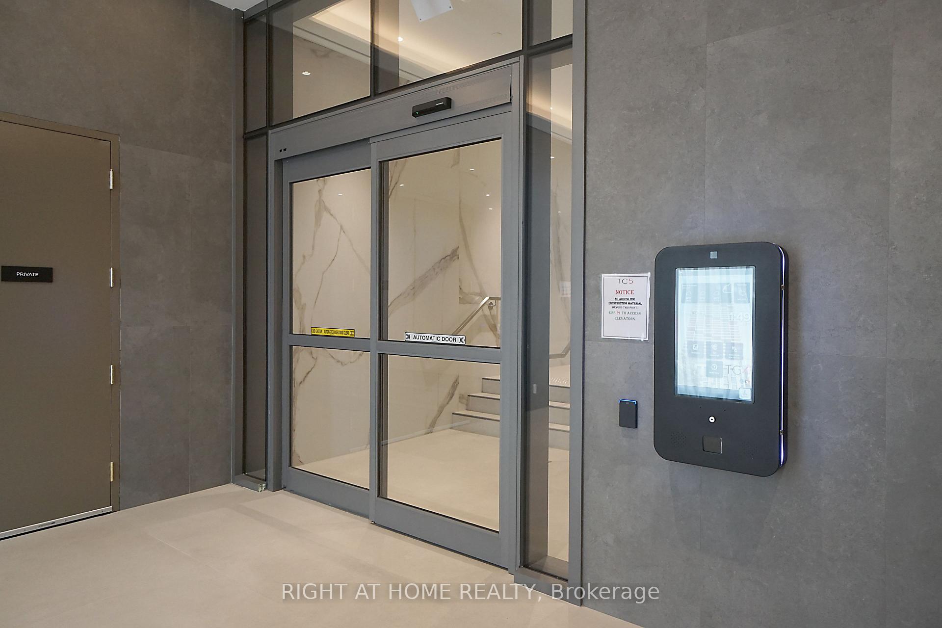 Photo 7 of Unit 3006, 7890 Jane Street, Vaughan, Vaughan Corporate Centre — HOMEH