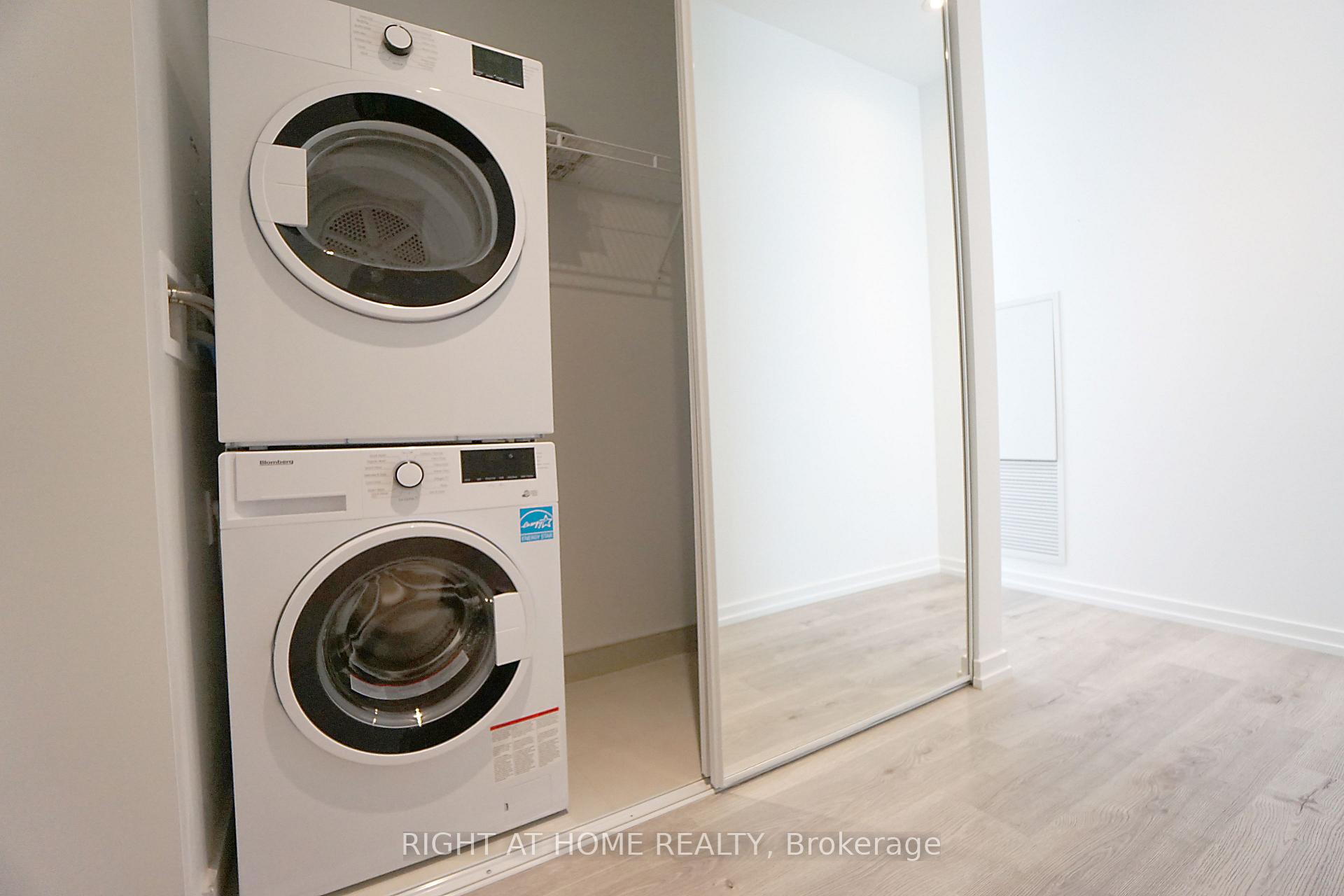 Photo 16 of Unit 3006, 7890 Jane Street, Vaughan, Vaughan Corporate Centre — HOMEH