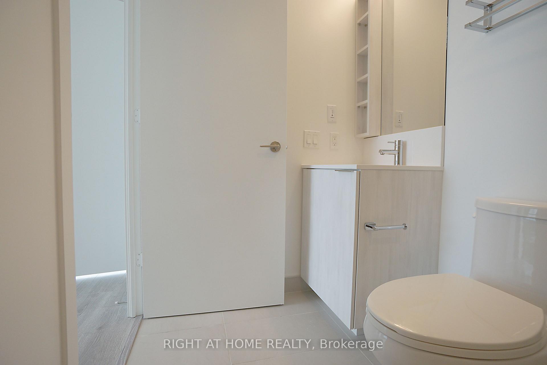 Photo 46 of Unit 3006, 7890 Jane Street, Vaughan, Vaughan Corporate Centre — HOMEH