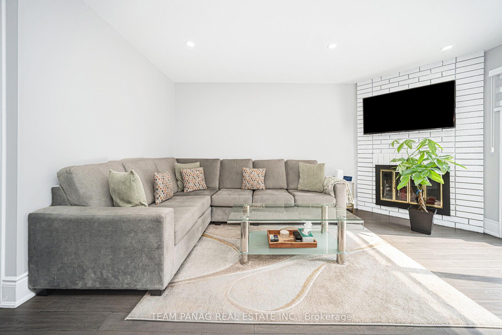 Photo 11 of 2 Trewartha Crescent, Brampton, Heart Lake West — HOMEH