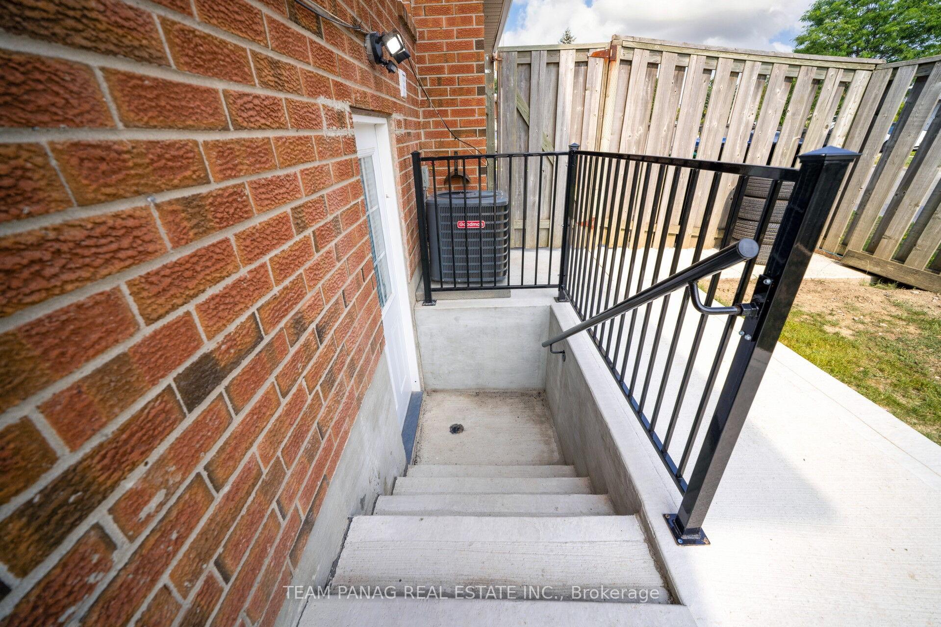 Photo 44 of 2 Trewartha Crescent, Brampton, Heart Lake West — HOMEH