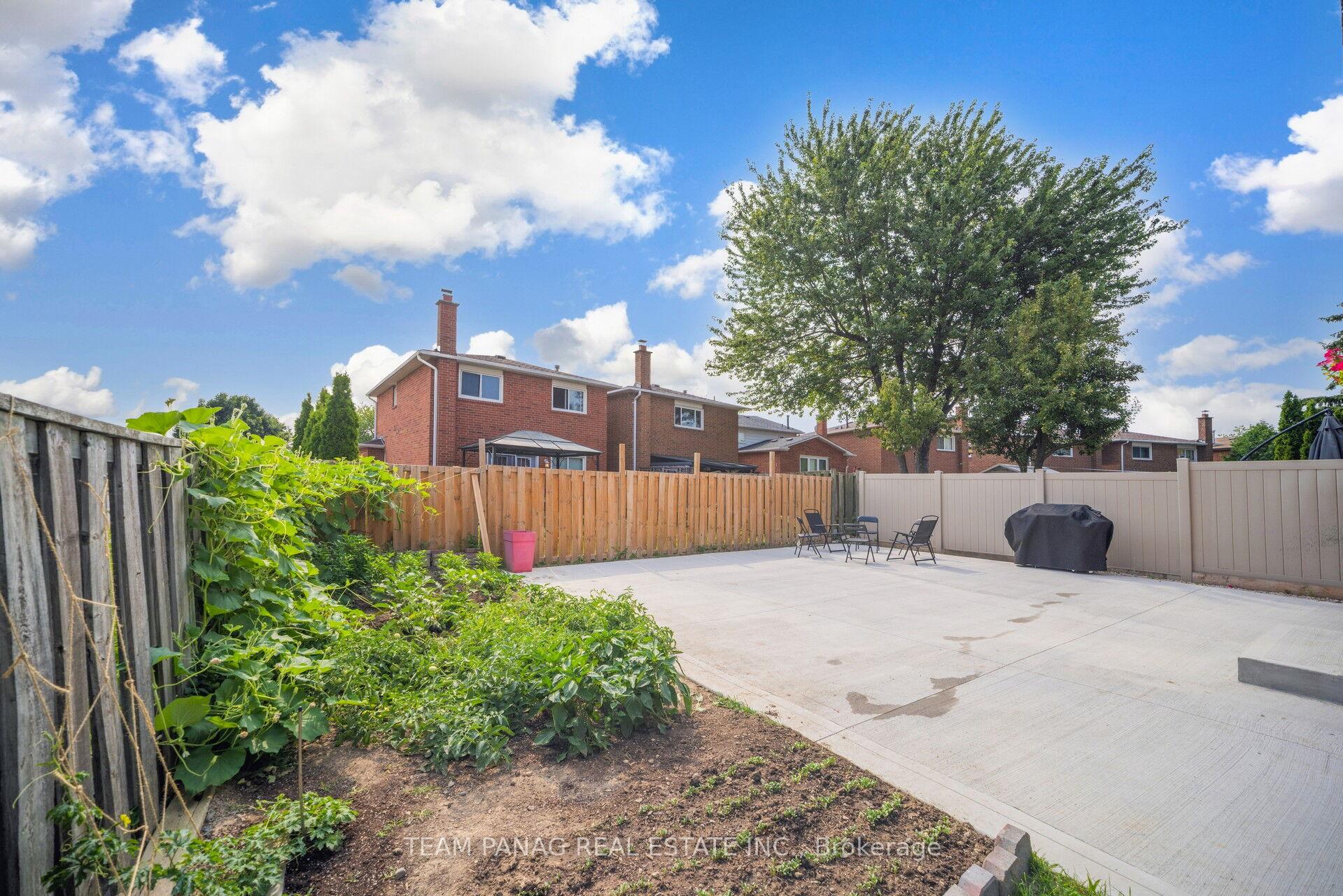 Photo 45 of 2 Trewartha Crescent, Brampton, Heart Lake West — HOMEH