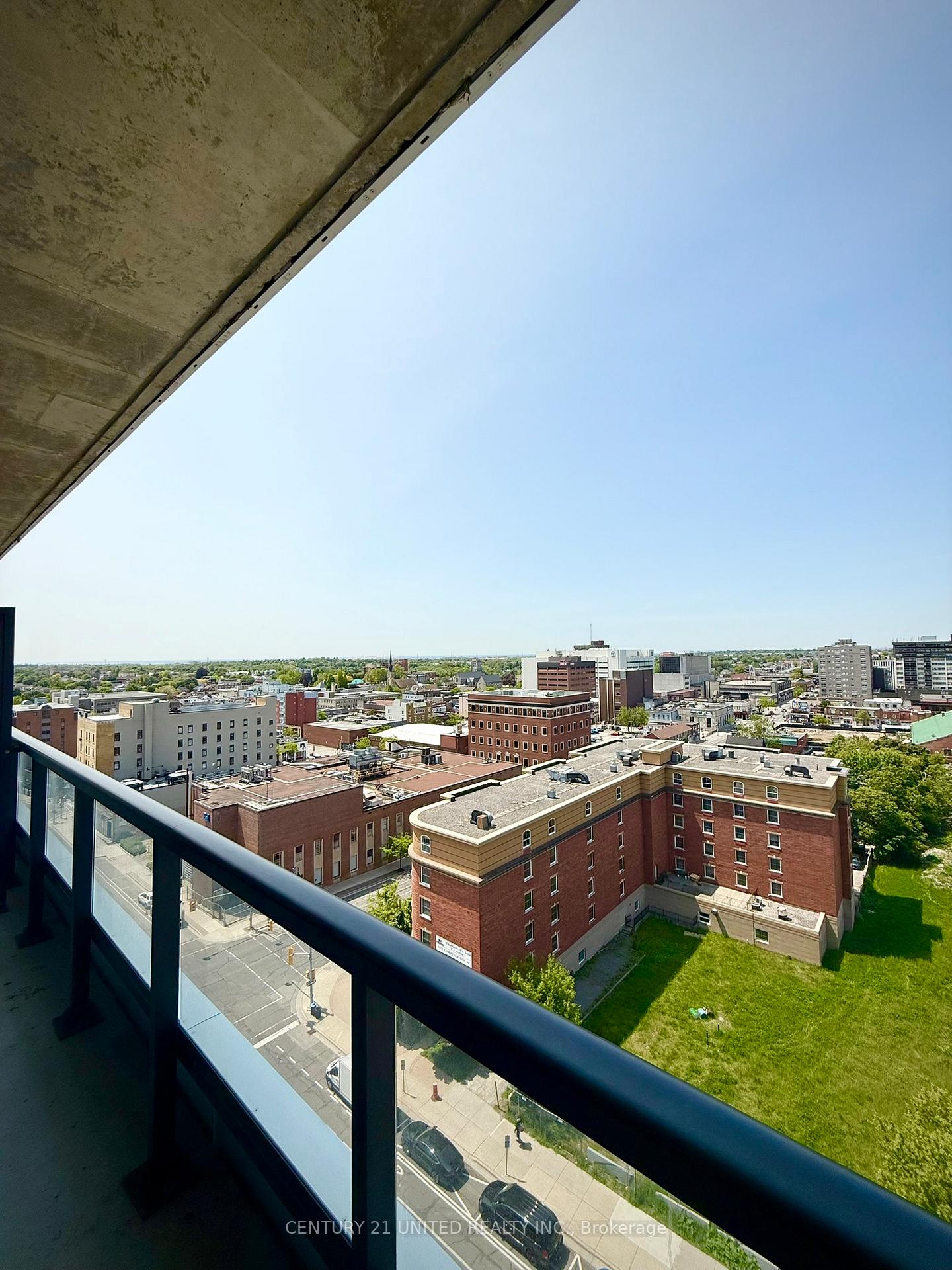 Photo 13 of Unit 1012, 80 Bond Street E, Oshawa, Central — HOMEH