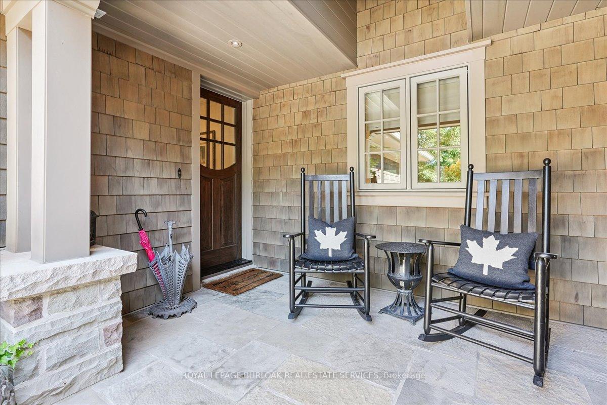 Photo 4 of 391 Rossmore Boulevard, Burlington, Roseland — HOMEH