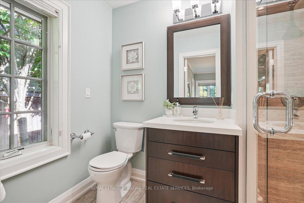 Photo 19 of 391 Rossmore Boulevard, Burlington, Roseland — HOMEH
