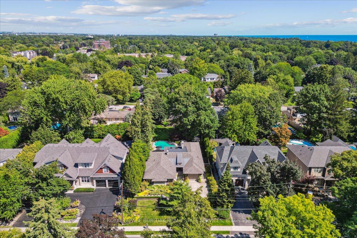 Photo 40 of 391 Rossmore Boulevard, Burlington, Roseland — HOMEH