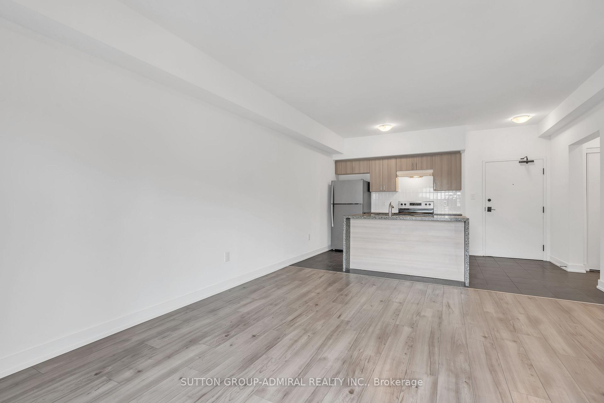 Photo 33 of Unit 111, 4 Spice Way, Barrie, Rural Barrie Southeast — HOMEH