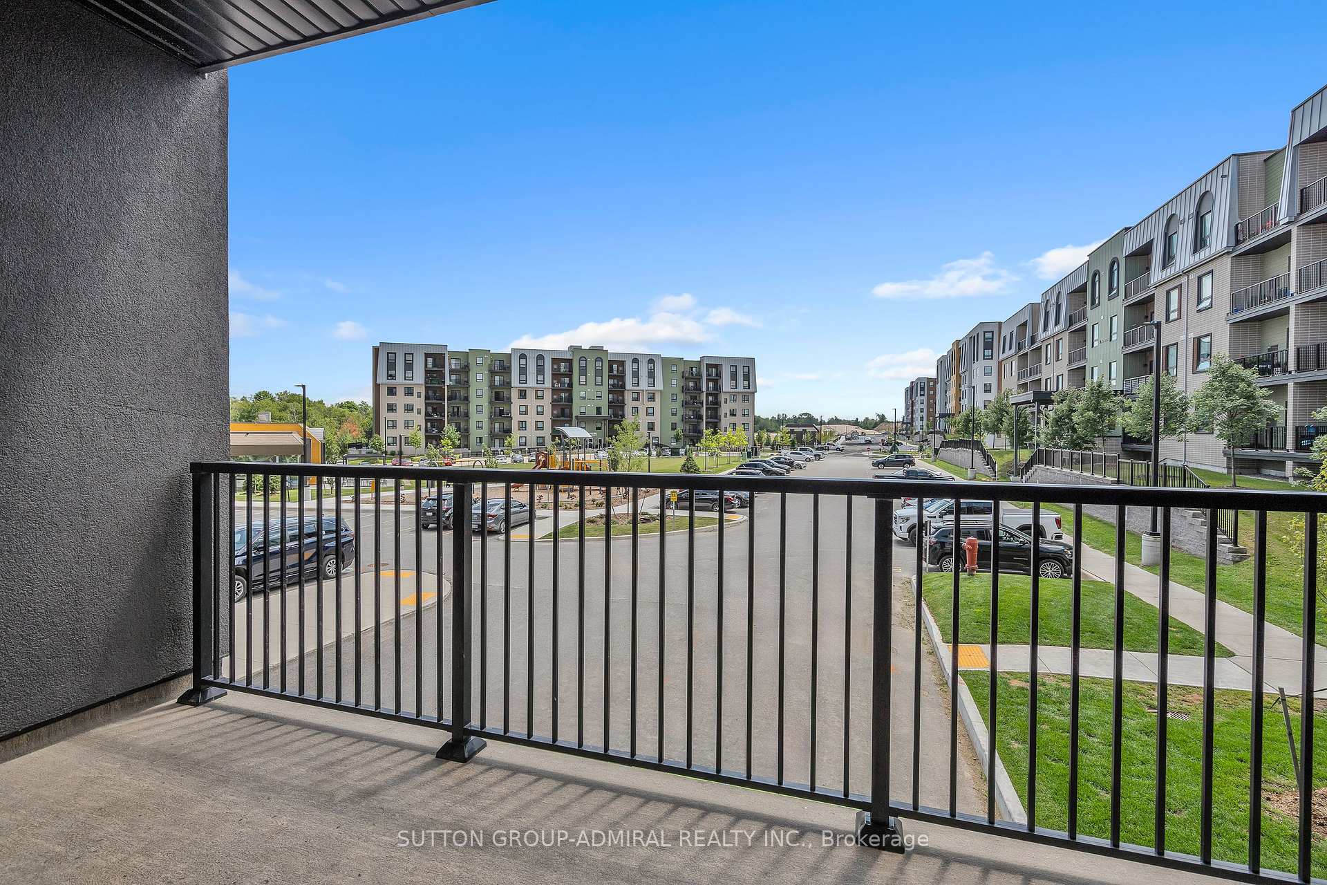 Photo 36 of Unit 111, 4 Spice Way, Barrie, Rural Barrie Southeast — HOMEH