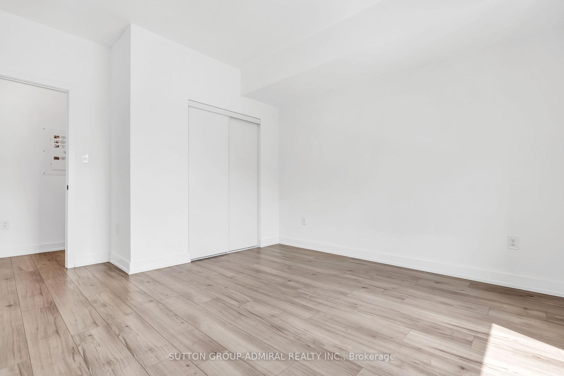 Photo 21 of Unit 111, 4 Spice Way, Barrie, Rural Barrie Southeast — HOMEH