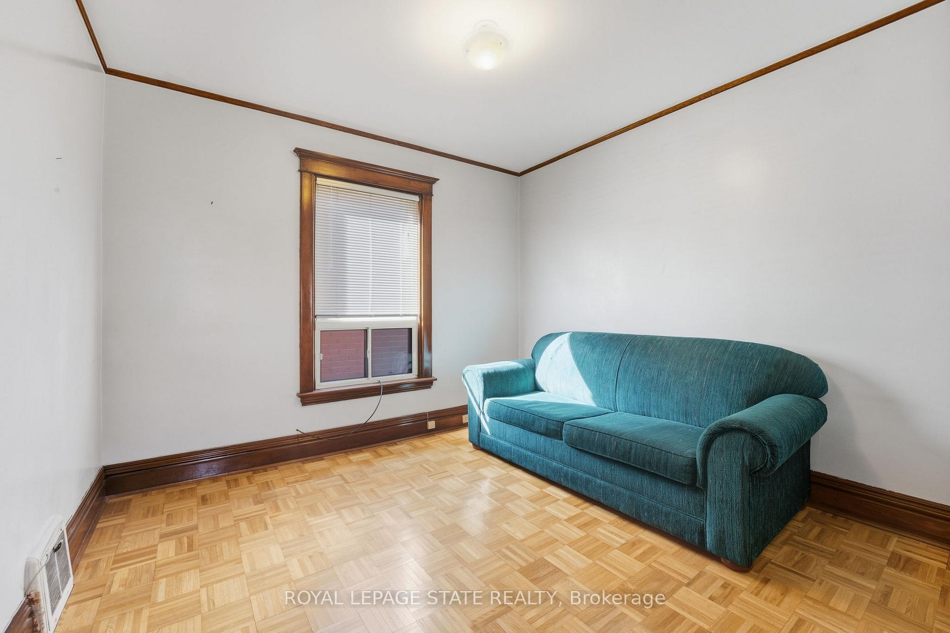 Photo 13 of 411 Catharine Street N, Hamilton, North End — HOMEH