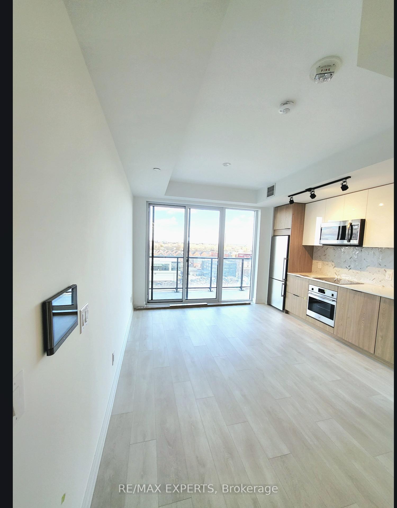 Photo 4 of Unit 803, 5 Defries Street, Toronto, Regent Park — HOMEH