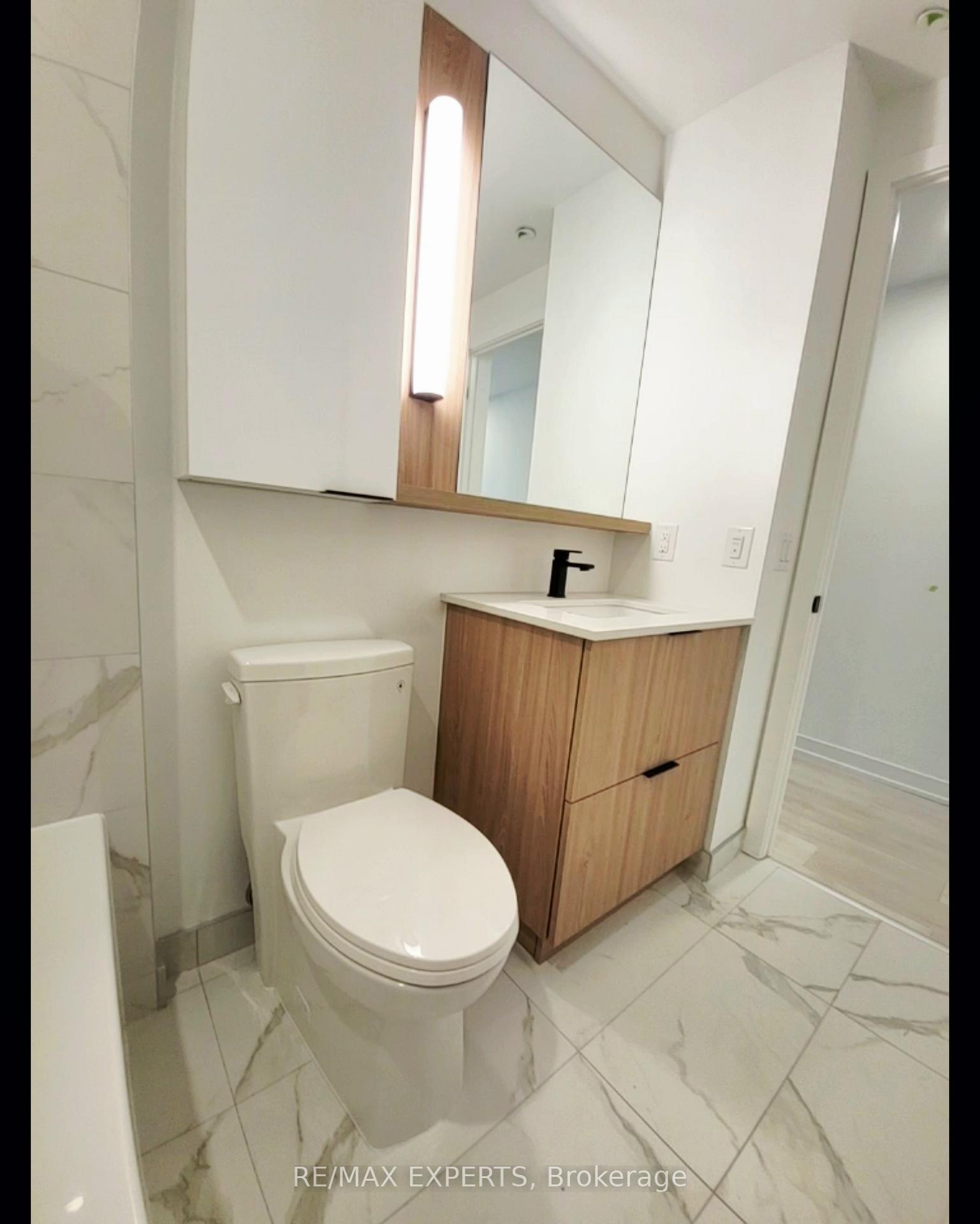 Photo 6 of Unit 803, 5 Defries Street, Toronto, Regent Park — HOMEH