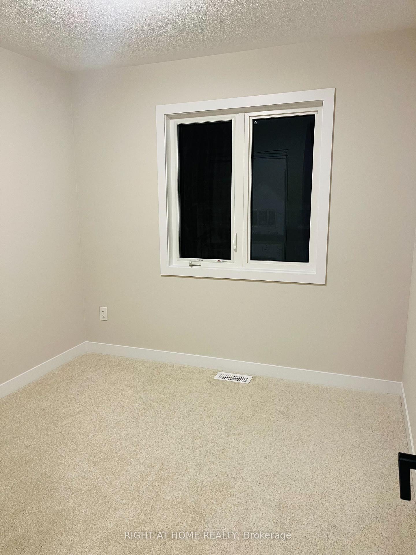 Photo 9 of 209 Beebalm Crescent, Ottawa, Barrhaven - Half Moon Bay — HOMEH