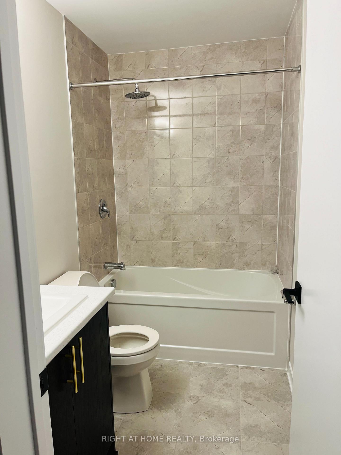 Photo 13 of 209 Beebalm Crescent, Ottawa, Barrhaven - Half Moon Bay — HOMEH