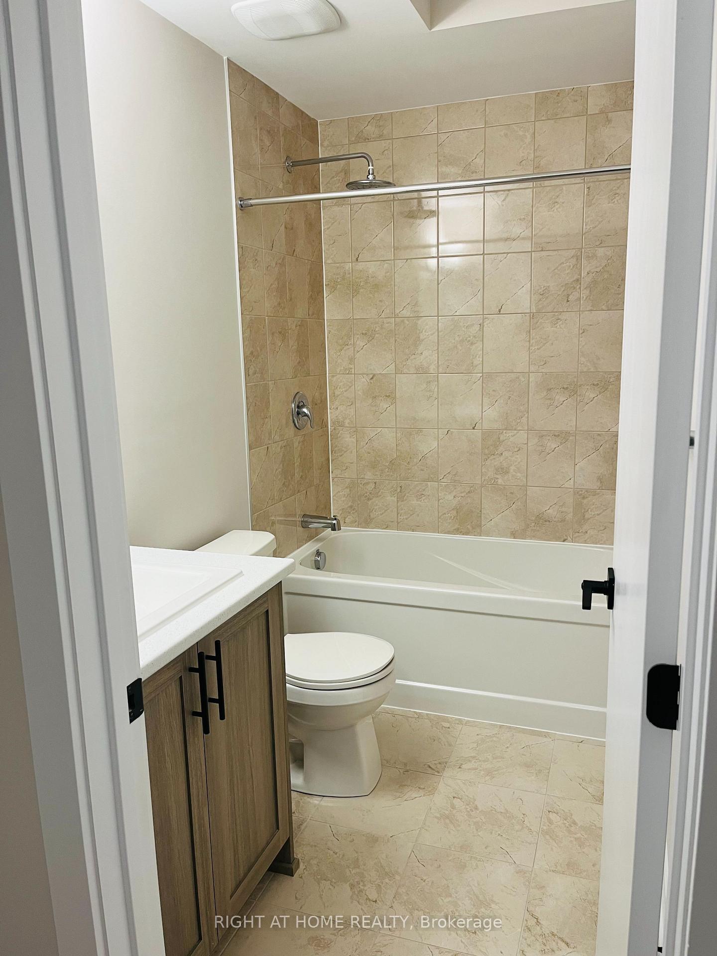 Photo 18 of 209 Beebalm Crescent, Ottawa, Barrhaven - Half Moon Bay — HOMEH