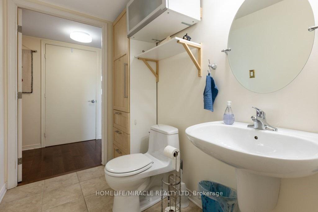 Photo 12 of Unit 512, 121 Queen Street, Kingston — HOMEH