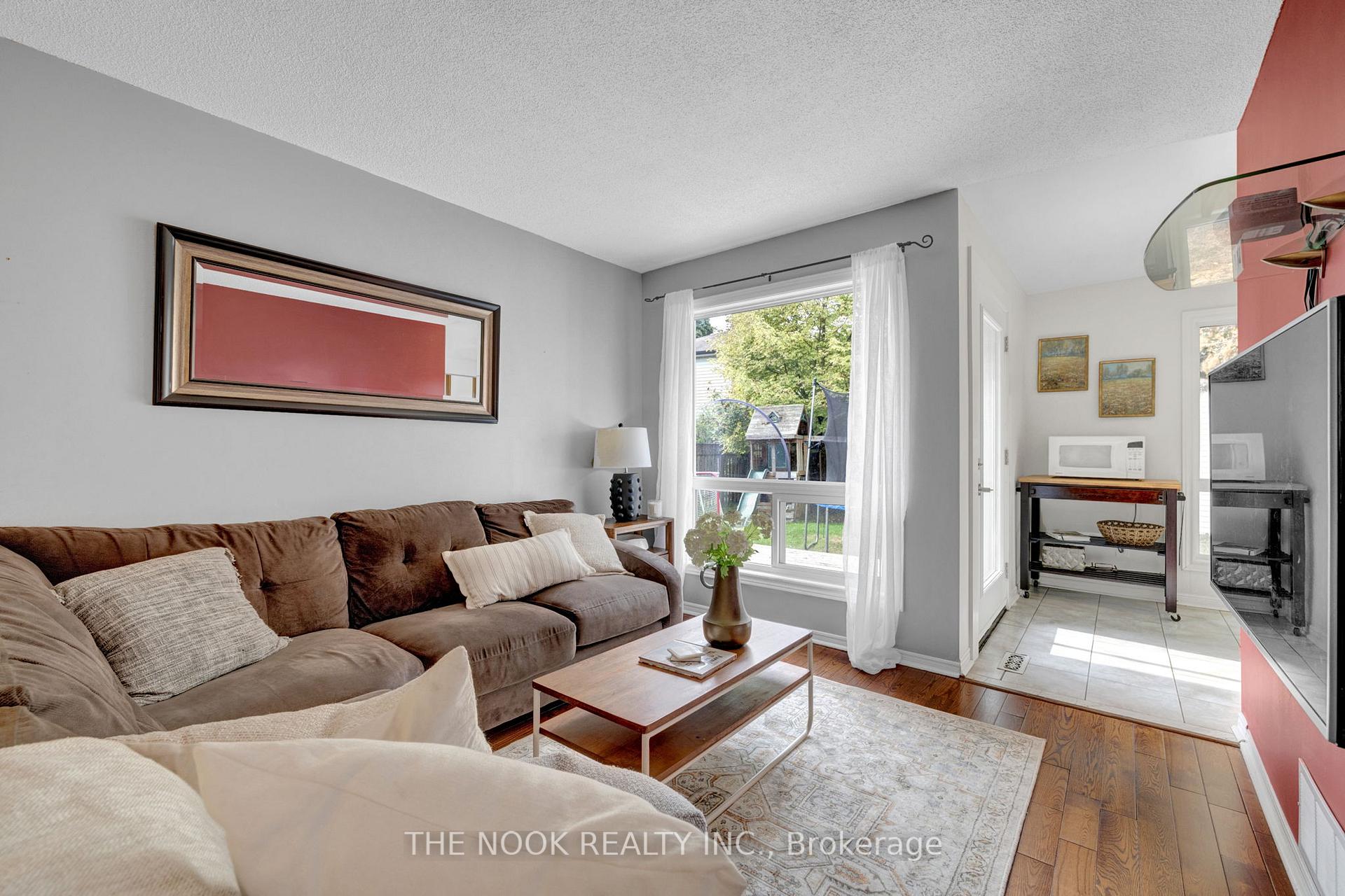 Photo 6 of 64 Soper Creek Drive, Clarington, Bowmanville — HOMEH