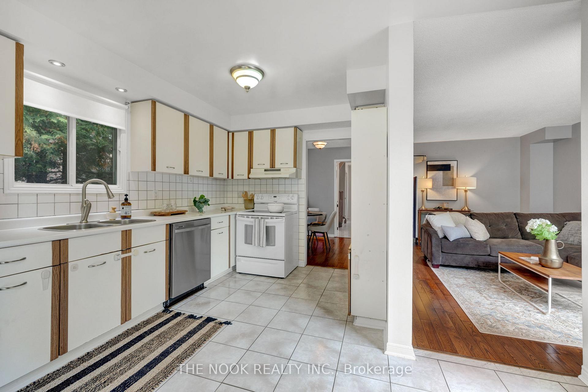 Photo 9 of 64 Soper Creek Drive, Clarington, Bowmanville — HOMEH