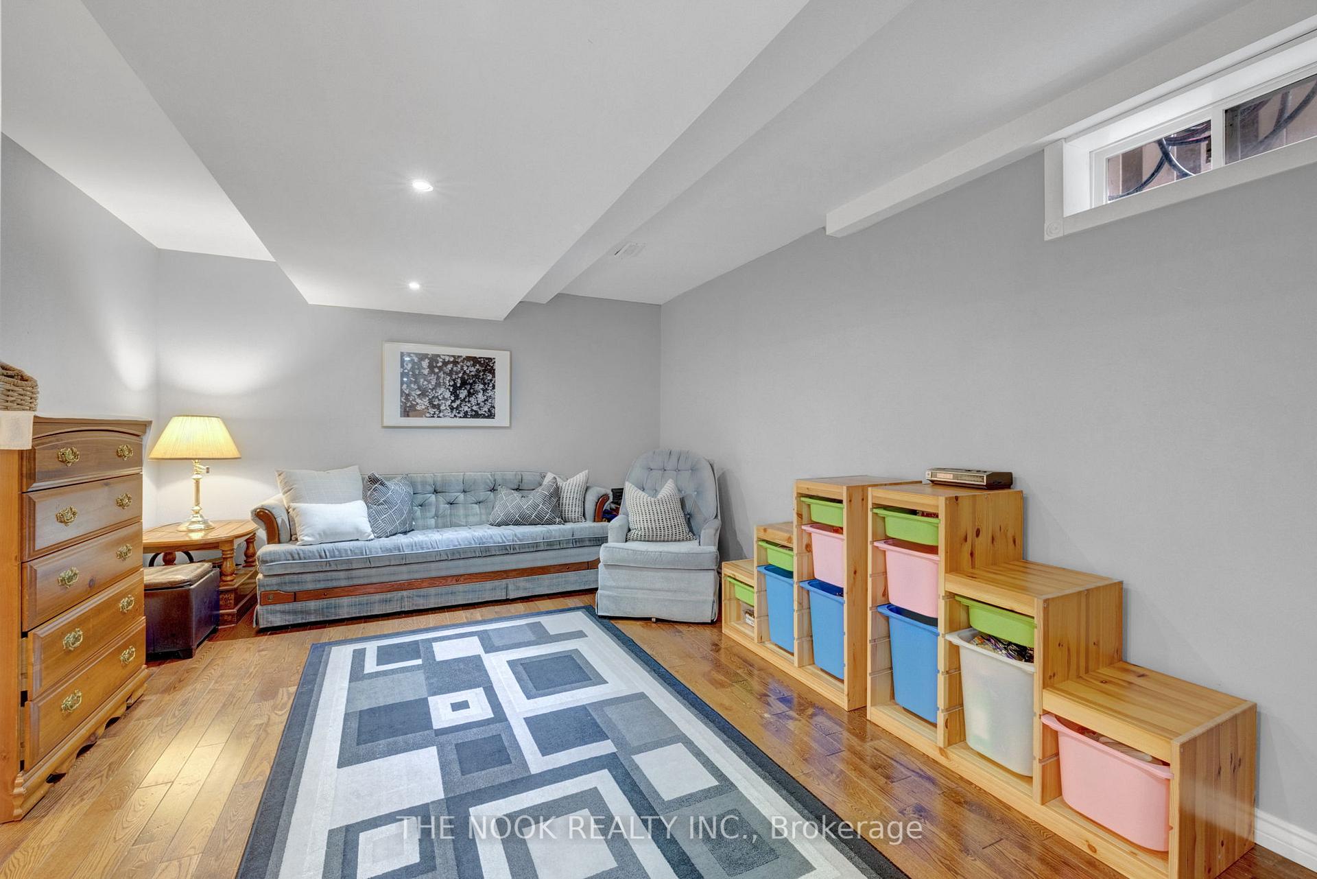 Photo 24 of 64 Soper Creek Drive, Clarington, Bowmanville — HOMEH