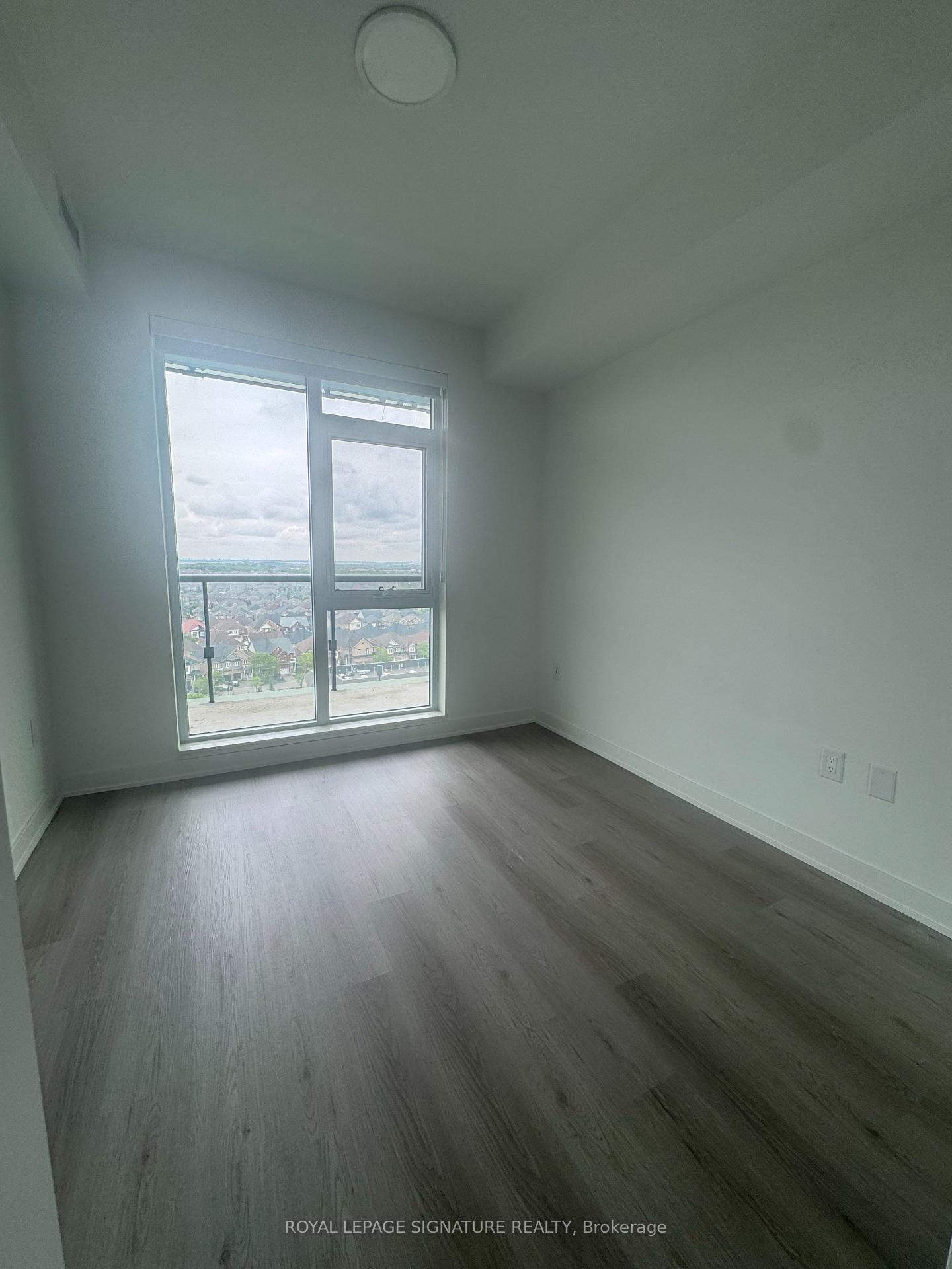 Photo 9 of Unit 1104, 40 Lagerfeld Drive, Brampton, Northwest Brampton — HOMEH