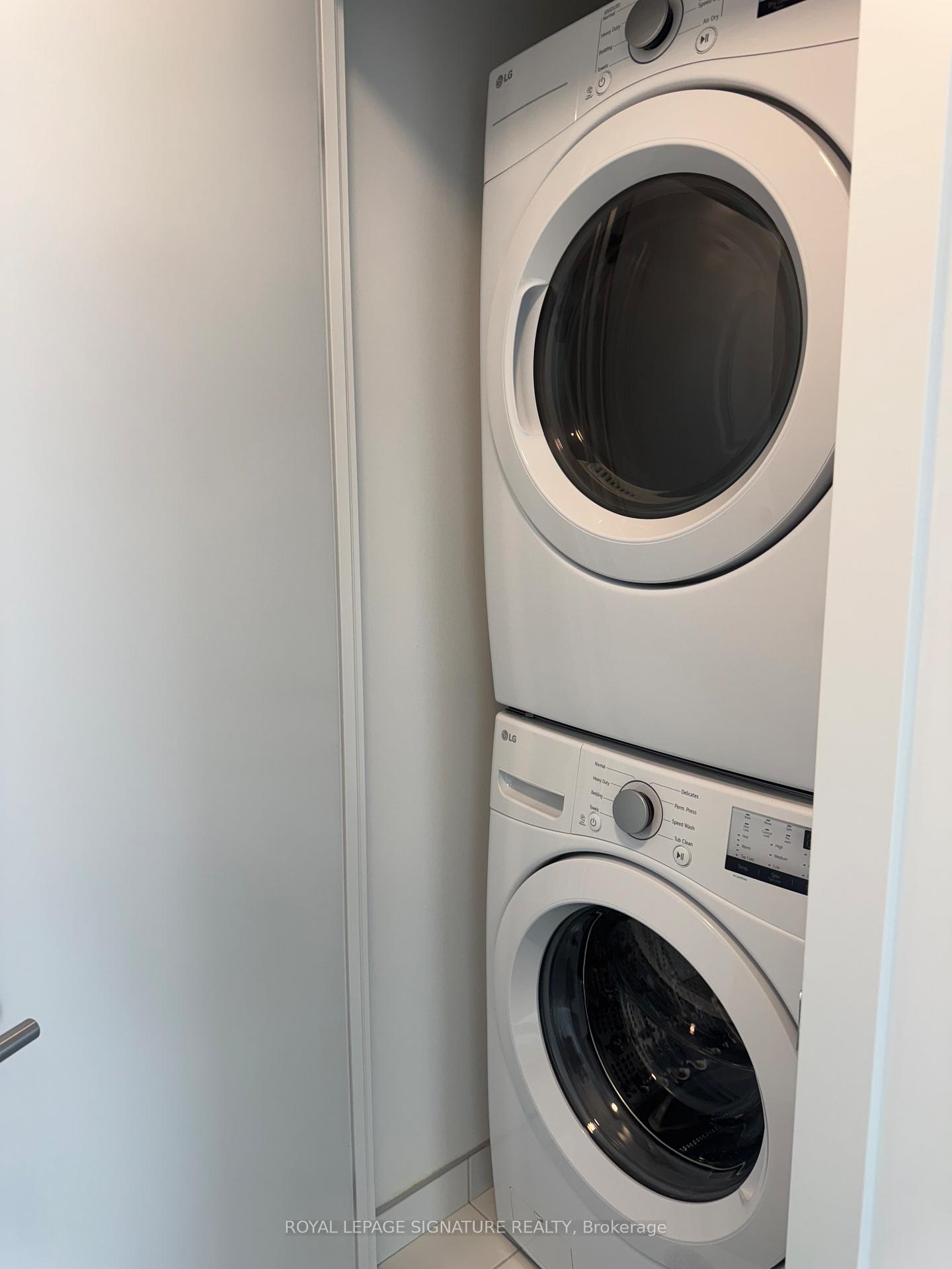 Photo 13 of Unit 1104, 40 Lagerfeld Drive, Brampton, Northwest Brampton — HOMEH