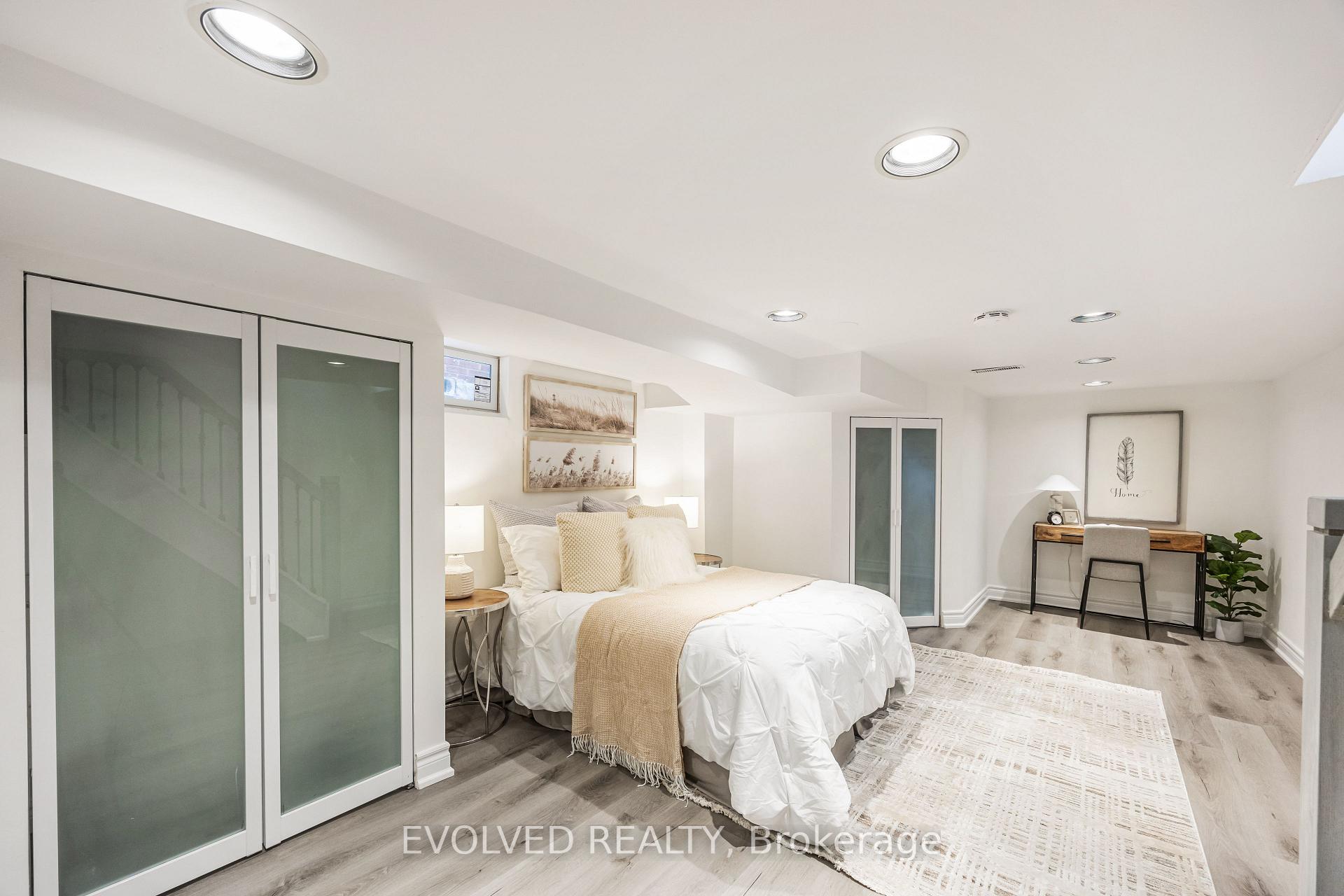 Photo 22 of 123 Kenilworth Avenue, Toronto, The Beaches — HOMEH