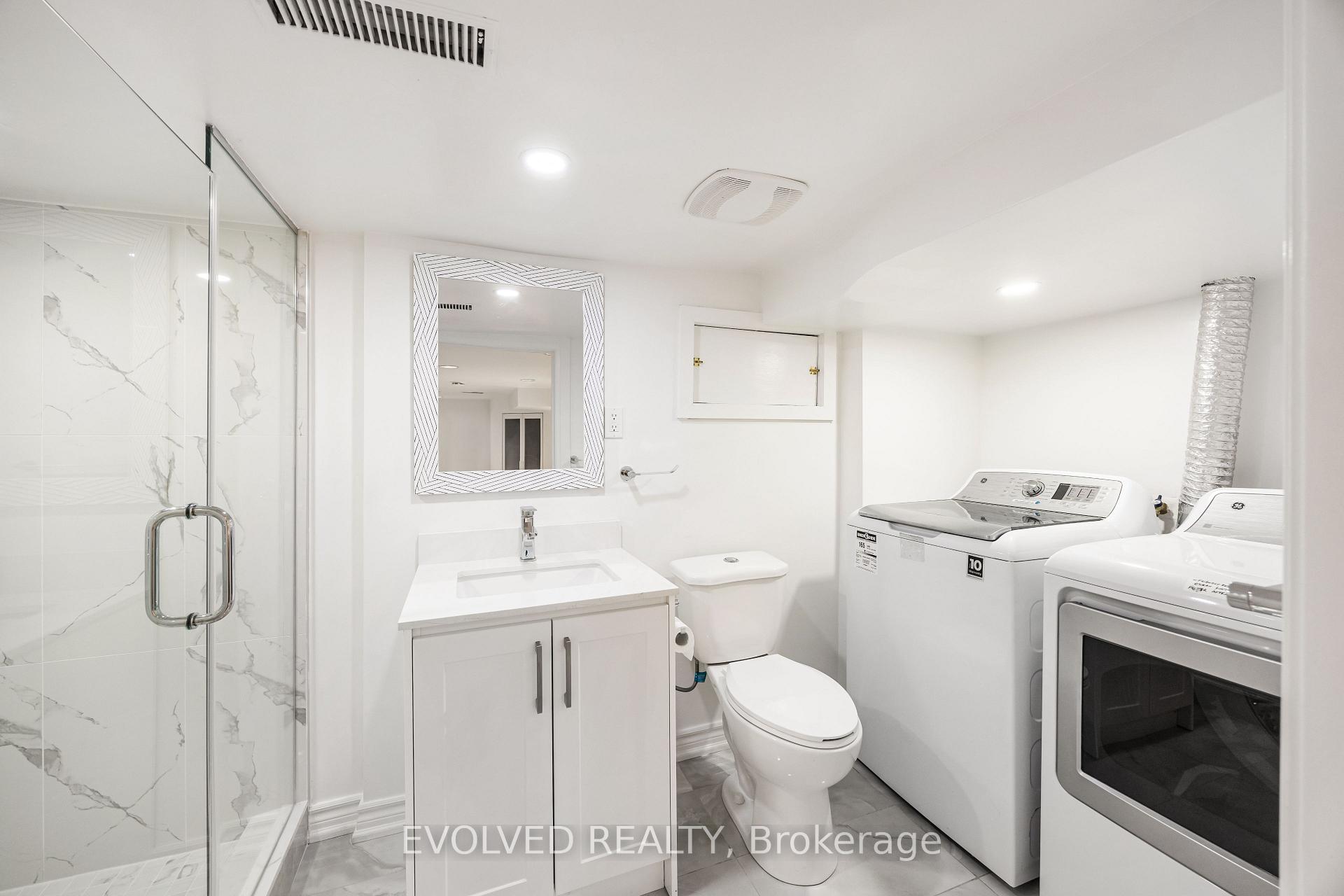 Photo 23 of 123 Kenilworth Avenue, Toronto, The Beaches — HOMEH