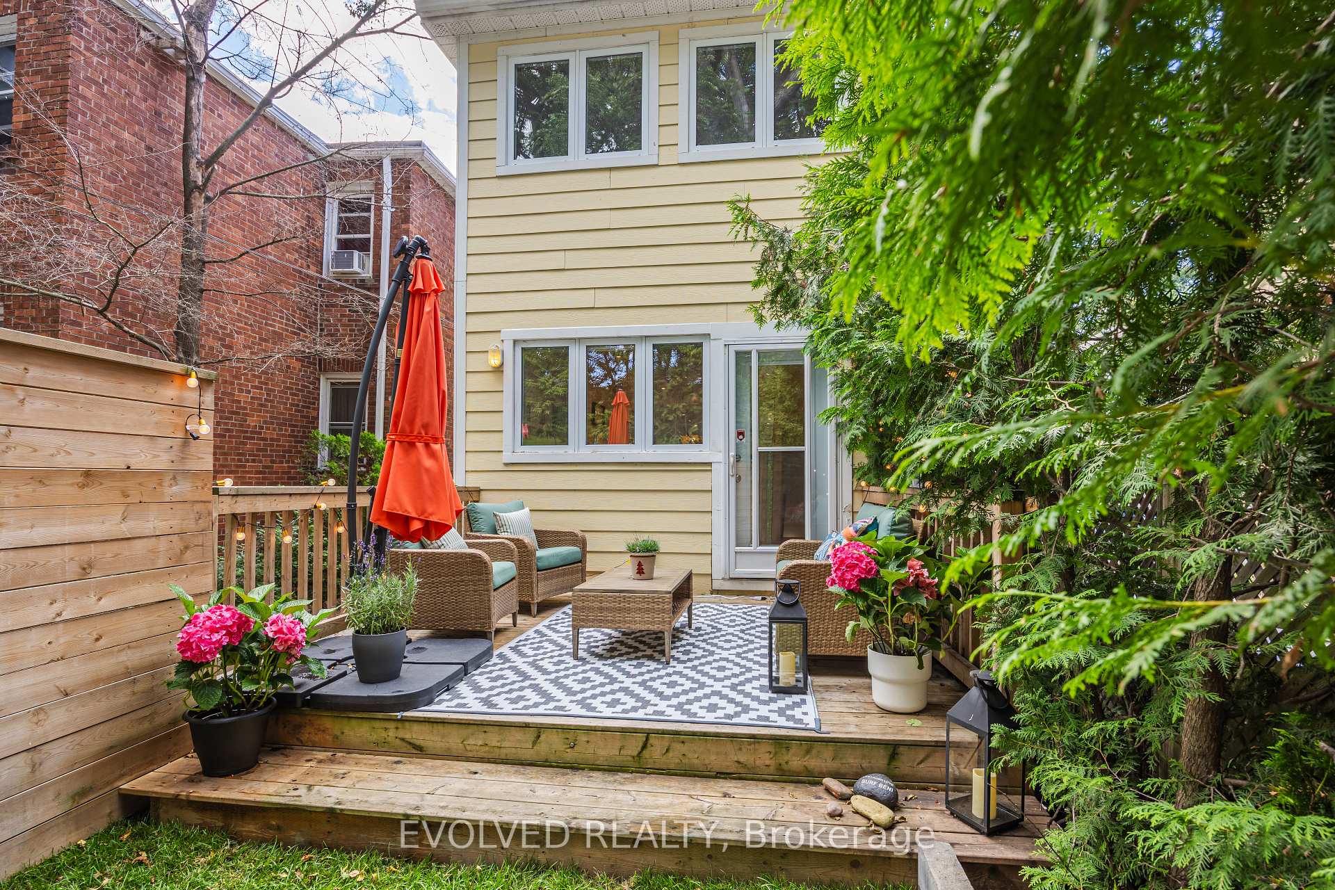 Photo 24 of 123 Kenilworth Avenue, Toronto, The Beaches — HOMEH