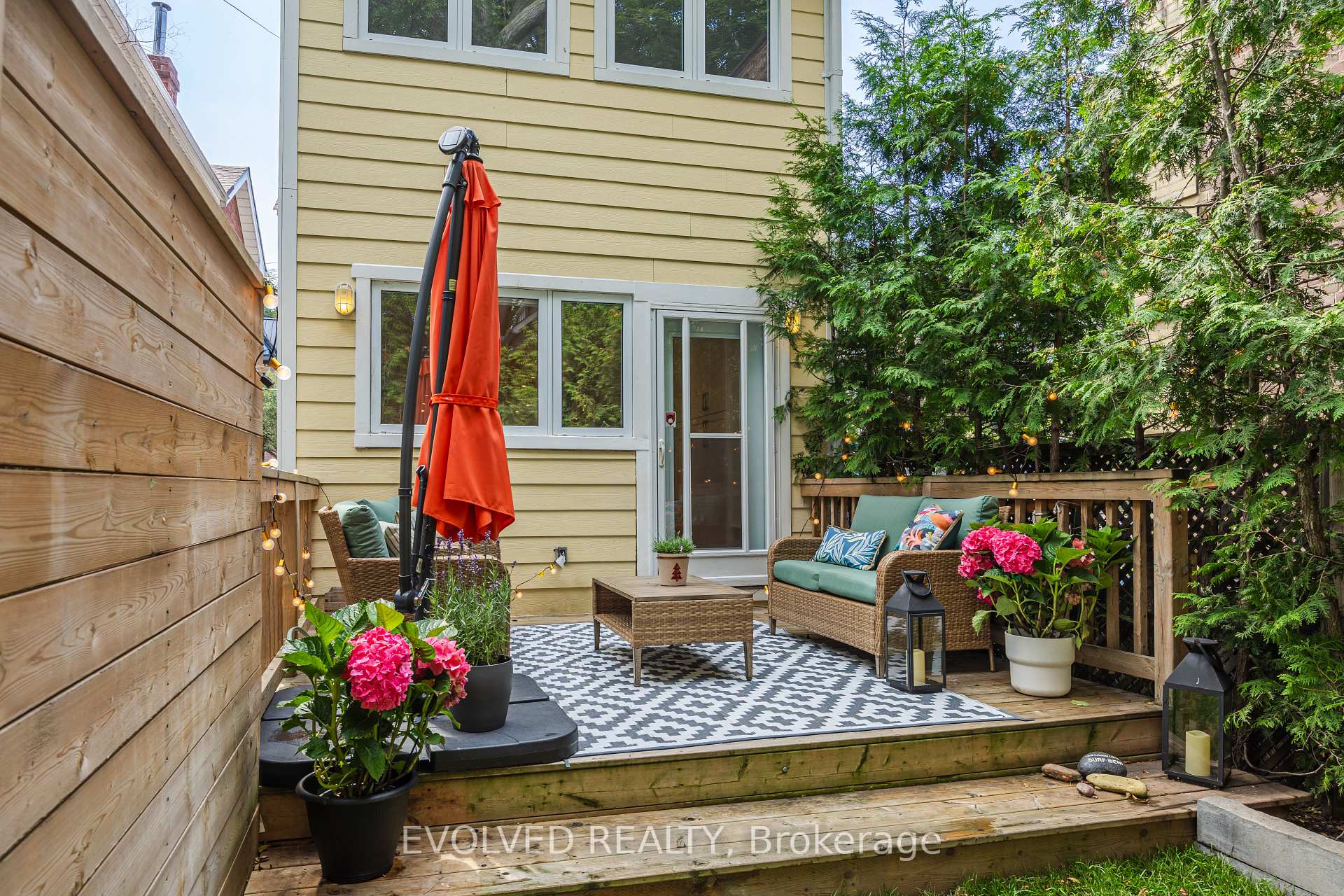 Photo 25 of 123 Kenilworth Avenue, Toronto, The Beaches — HOMEH