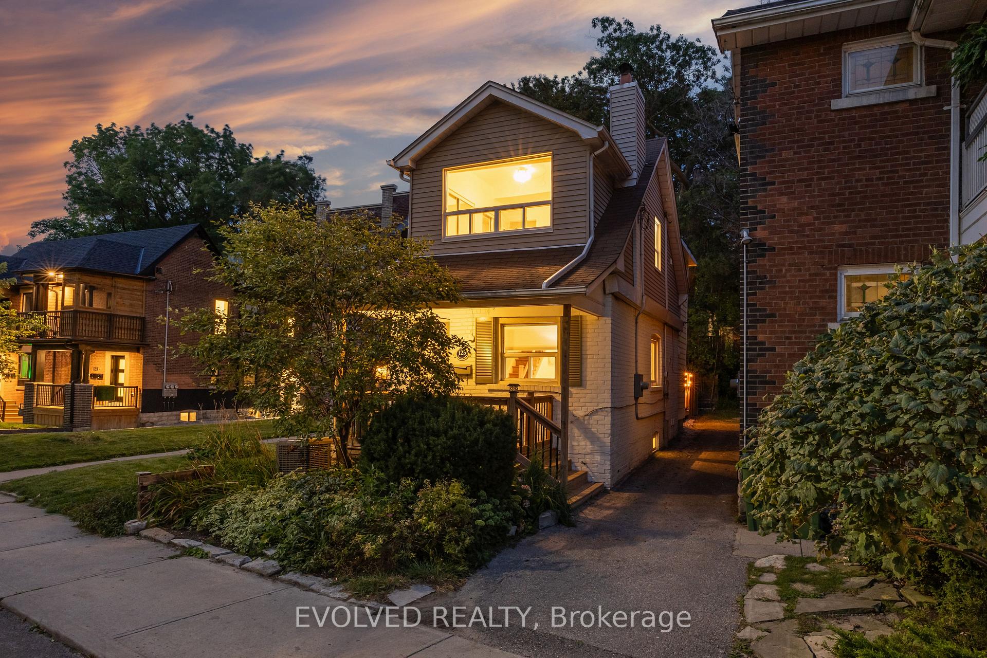Photo 28 of 123 Kenilworth Avenue, Toronto, The Beaches — HOMEH